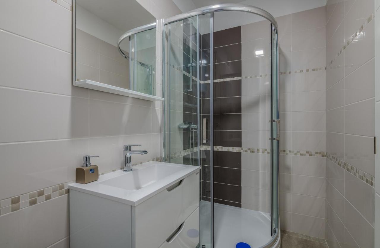 Appartment Divine 크르크 외부 사진